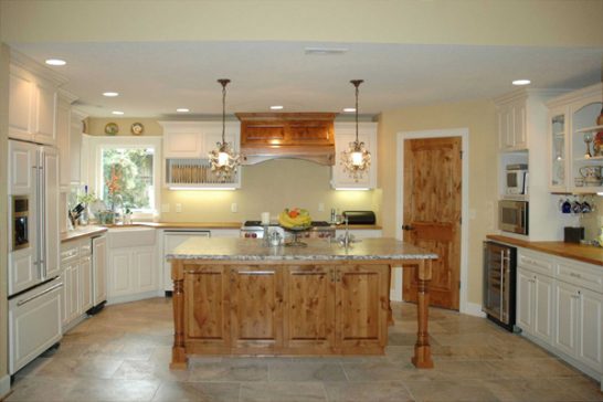 Kitchens - Amcraft Cabinets